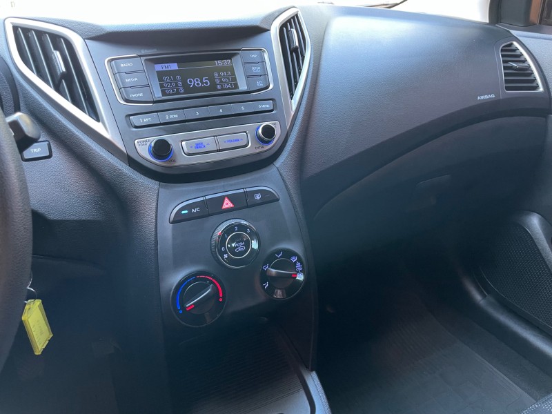 HB20 1.6 COMFORT 16V FLEX 4P MANUAL - 2016 - CAXIAS DO SUL