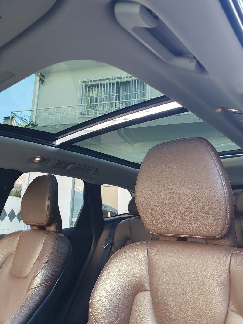 XC60 2.0 D5 MOMENTUM AWD DIESEL 4P AUTOMÁTICO - 2019 - CAXIAS DO SUL