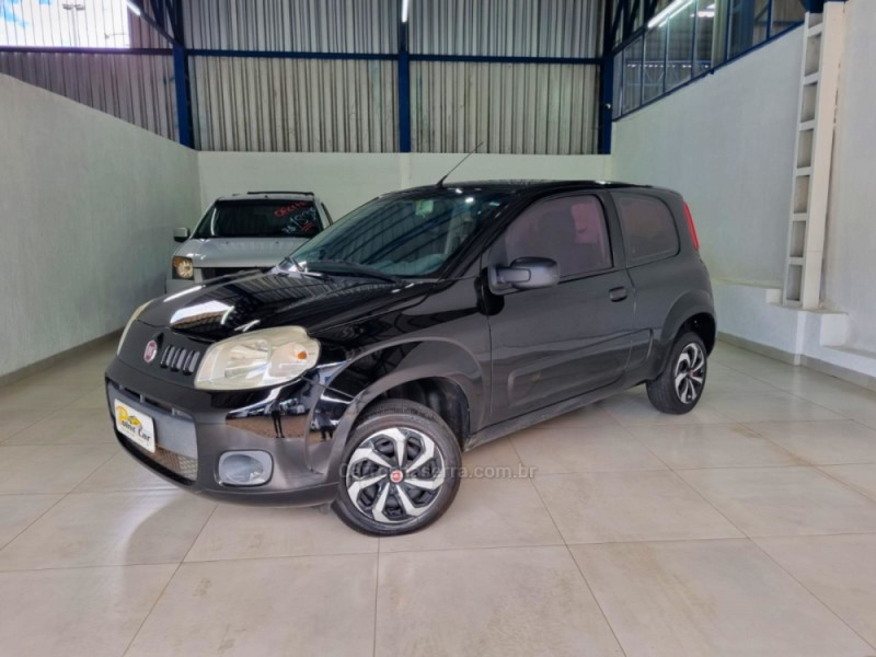 UNO 1.0 EVO VIVACE 8V FLEX 2P MANUAL - 2015 - VACARIA