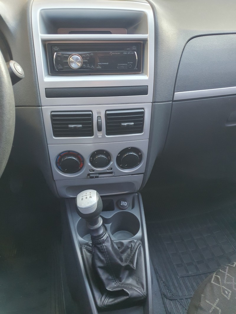 STRADA 1.4 MPI TREKKING CS 8V FLEX 2P MANUAL - 2010 - CAXIAS DO SUL