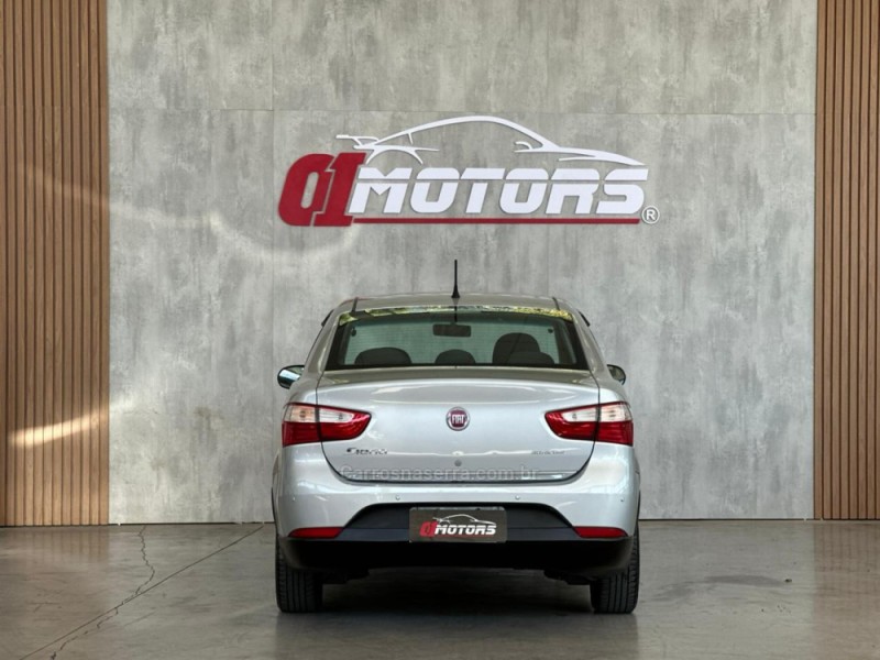 GRAND SIENA 1.4 MPI ATTRACTIVE 8V FLEX 4P MANUAL - 2013 - NOVO HAMBURGO
