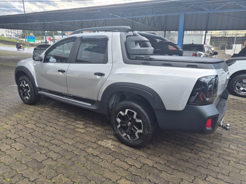 DUSTER OROCH 1.3 TCE OUTSIDER 4P FLEX AUTOMÁTICA - 2023 - CAXIAS DO SUL