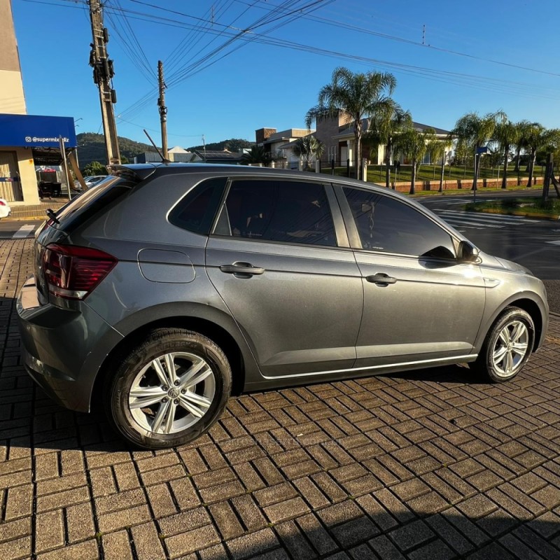 POLO 1.0 MI 16V GASOLINA 4P MANUAL - 2018 - FELIZ