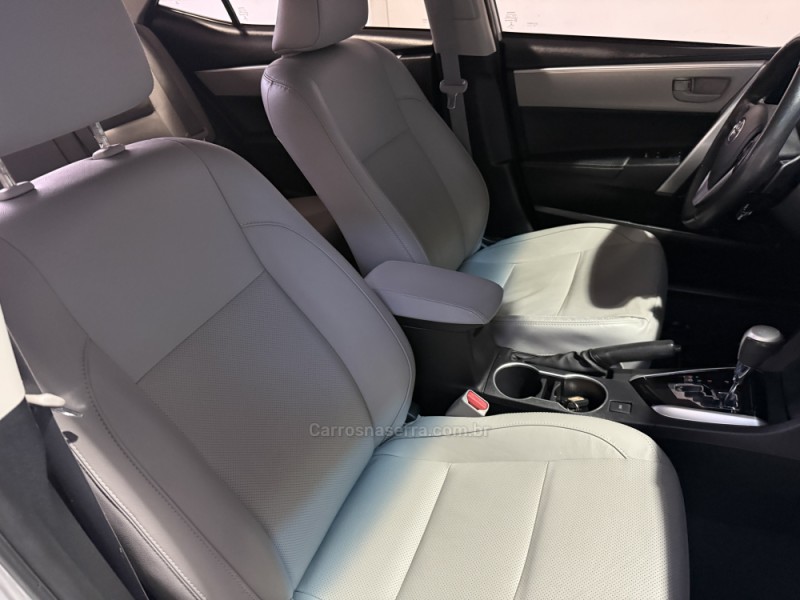 COROLLA 2.0 XEI 16V FLEX 4P AUTOMÁTICO - 2018 - GARIBALDI