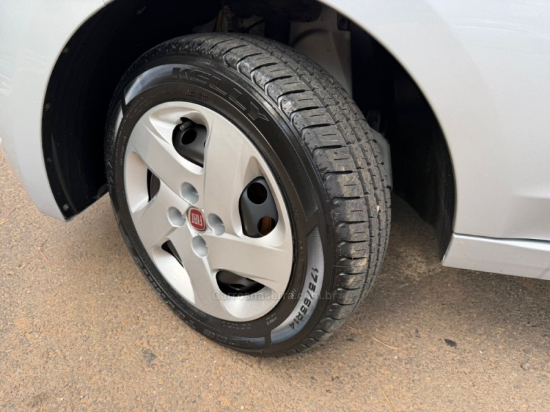 MOBI 1.0 8V EVO FLEX LIKE. MANUAL - 2020 - DOIS IRMãOS