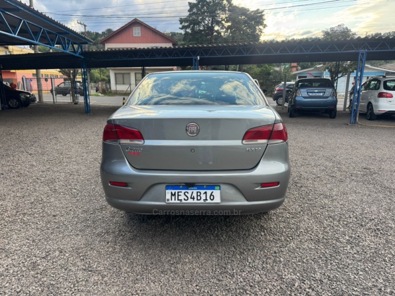 SIENA 1.4 MPI ELX 8V FLEX 4P MANUAL - 2009 - IGREJINHA