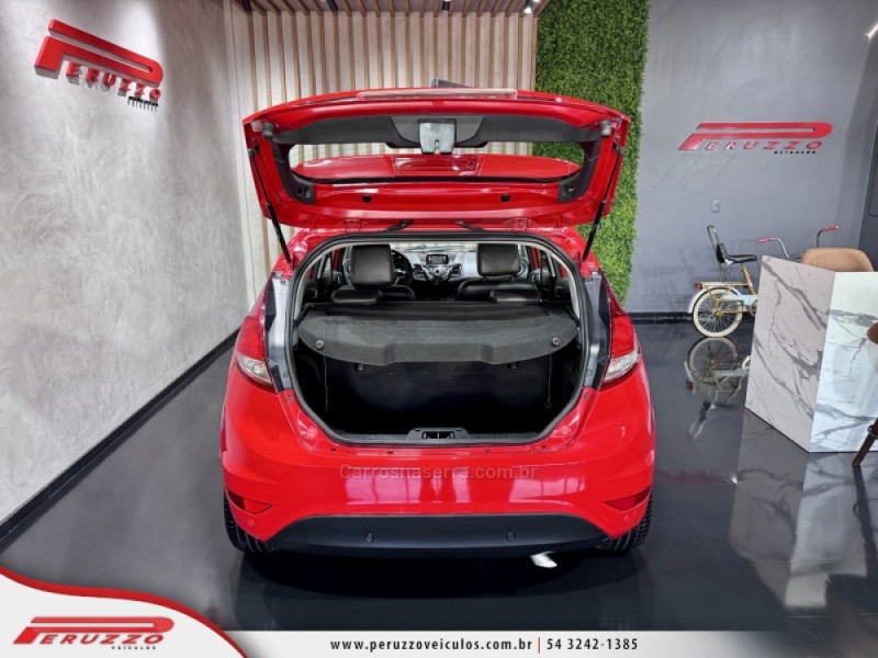FIESTA 1.6 TITANIUM HATCH 16V FLEX 4P AUTOMÁTICO - 2015 - NOVA PRATA