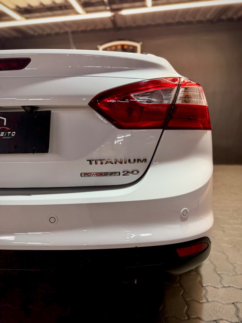 FOCUS 2.0 TITANIUM PLUS SEDAN 16V FLEX 4P AUTOMÁTICO - 2015 - CAXIAS DO SUL