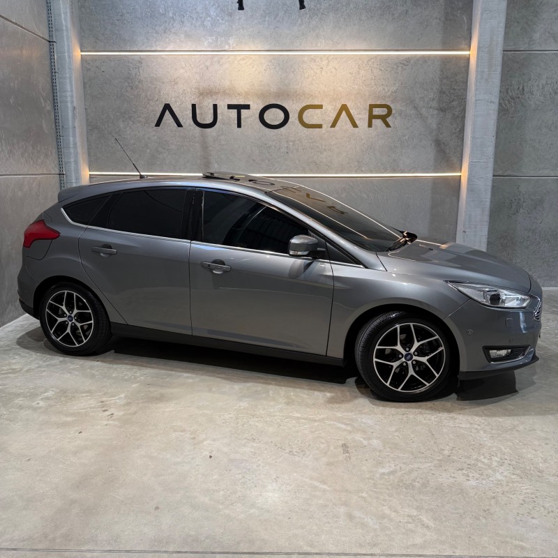 focus 2.0 titanium plus hatch 16v flex 4p auto 2018 caxias do sul