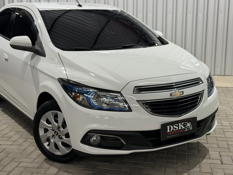 PRISMA 1.4 MPFI LT 8V FLEX 4P MANUAL - 2014 - CAXIAS DO SUL