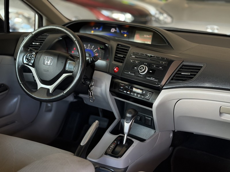 CIVIC 1.8 LXS 16V FLEX 4P AUTOMÁTICO - 2015 - DOIS IRMãOS
