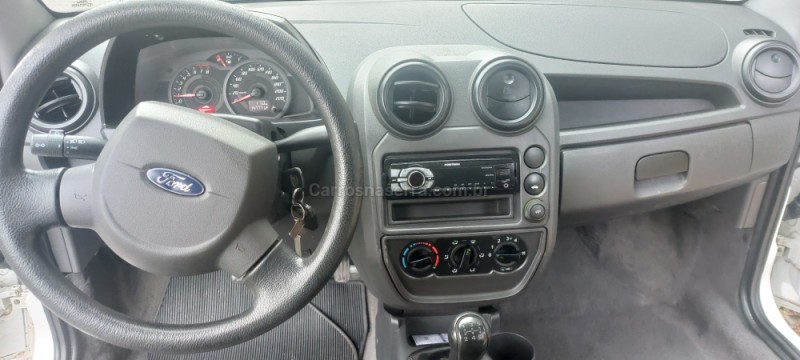 KA 1.0 MPI CLASS 8V FLEX 2P MANUAL - 2012 - FARROUPILHA