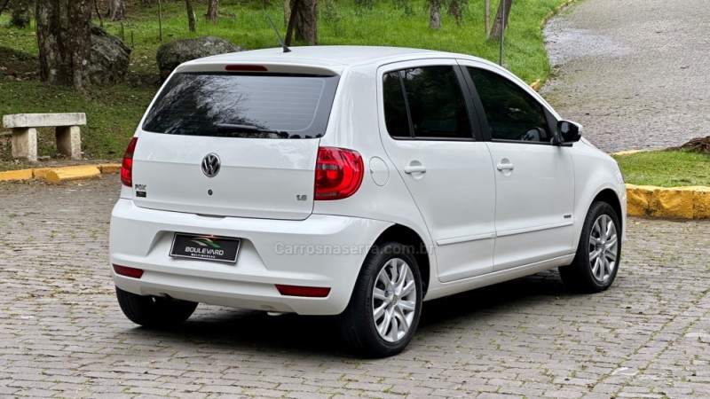 FOX 1.6 MI 8V FLEX 4P MANUAL - 2013 - CAXIAS DO SUL