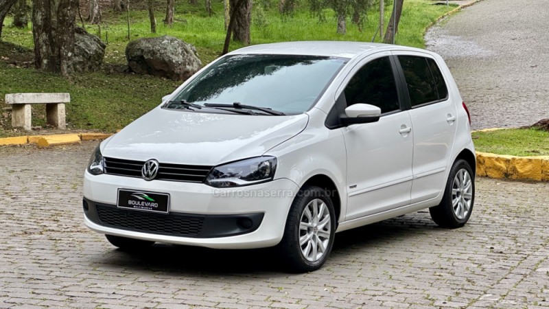 FOX 1.6 MI 8V FLEX 4P MANUAL - 2013 - CAXIAS DO SUL