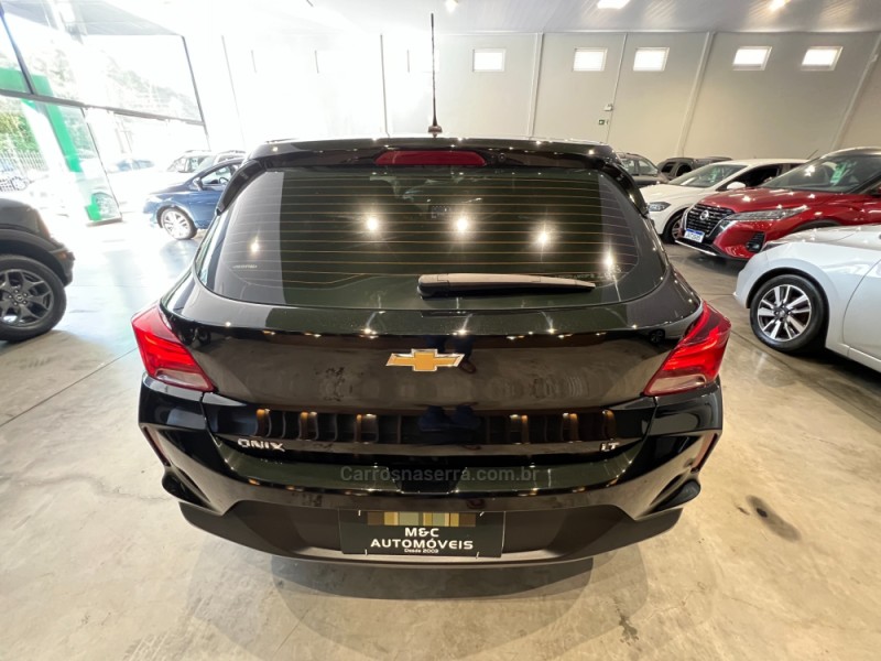 ONIX 1.0 LT2 FLEX 4P MANUAL - 2021 - CAXIAS DO SUL