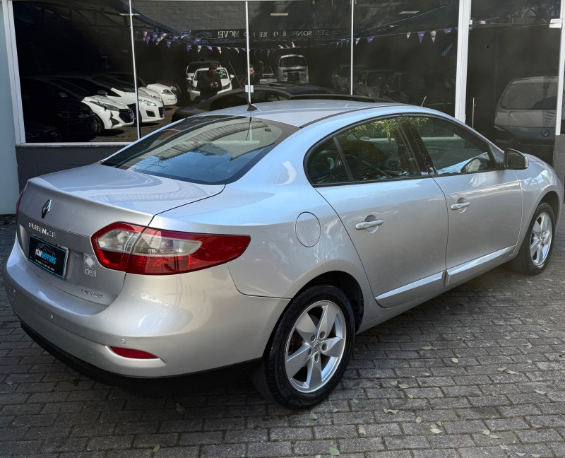 FLUENCE 2.0 DYNAMIQUE 16V FLEX 4P AUTOMÁTICO - 2012 - CAXIAS DO SUL