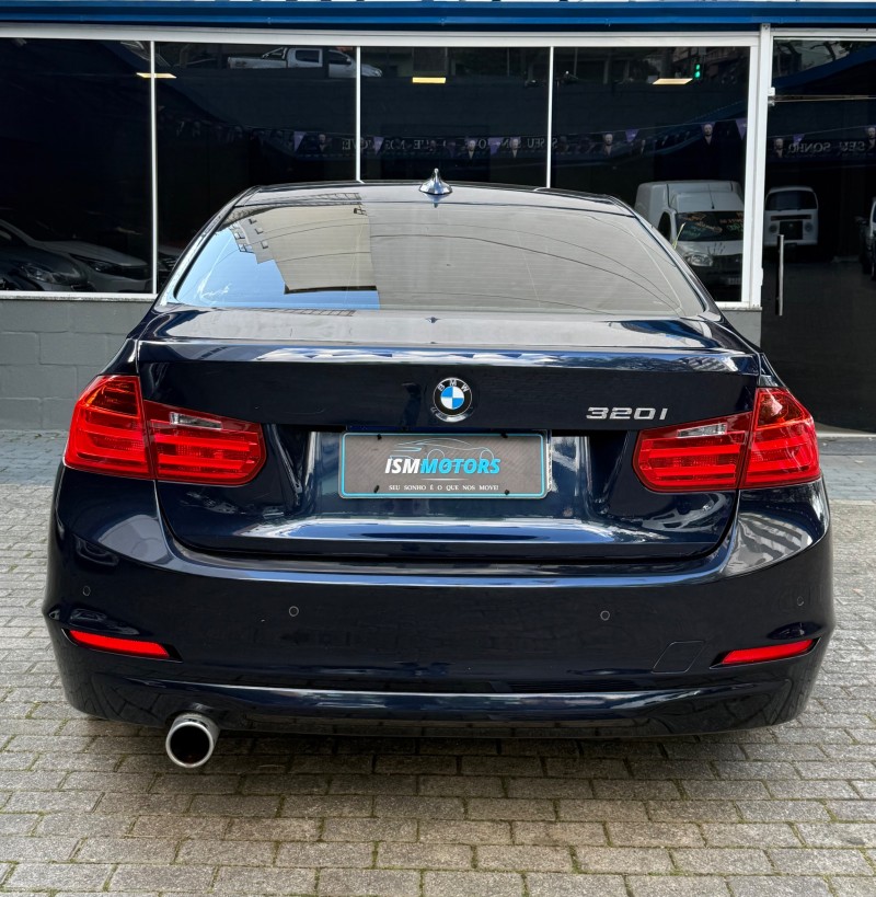 320I 2.0 16V TURBO ACTIVE FLEX 4P AUTOMÁTICO - 2014 - CAXIAS DO SUL