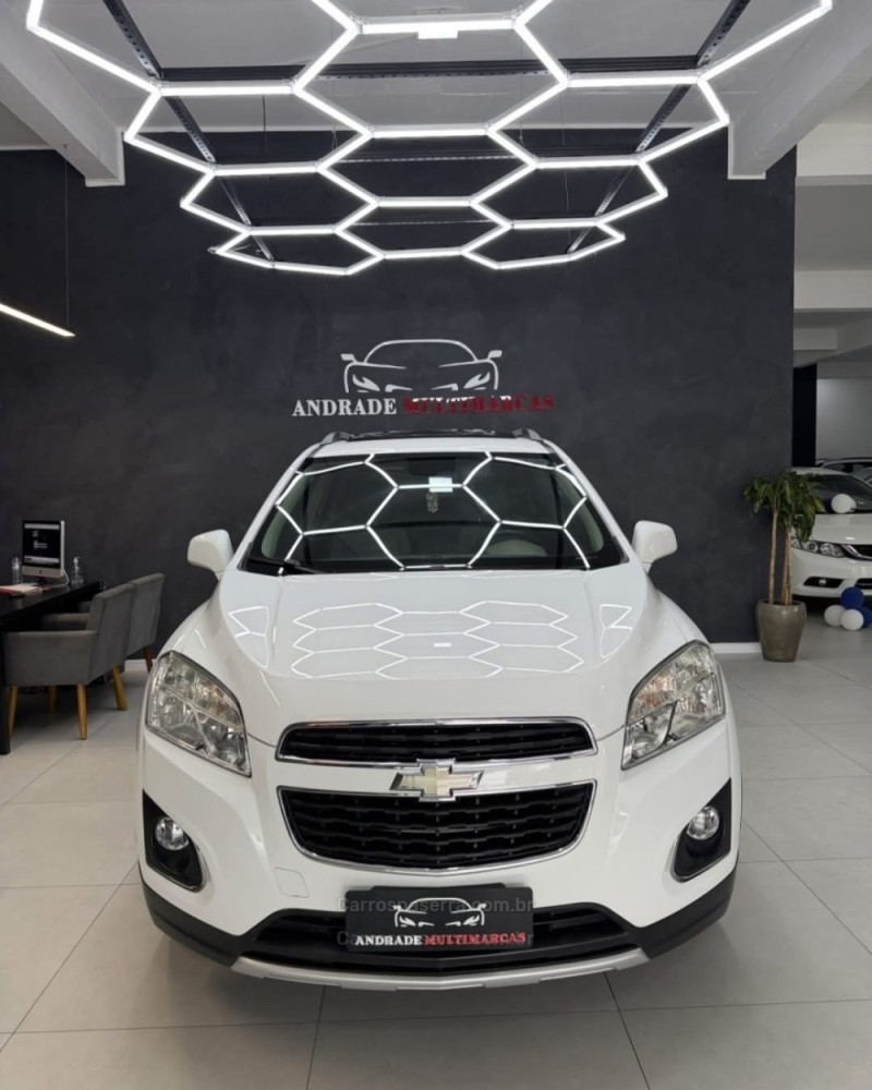 TRACKER 1.8 MPFI LTZ 4X2 16V FLEX 4P AUTOMÁTICO - 2014 - CAXIAS DO SUL