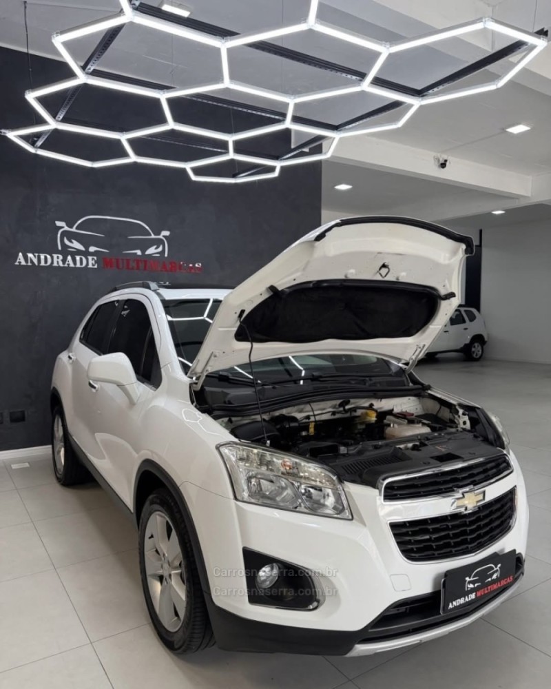 TRACKER 1.8 MPFI LTZ 4X2 16V FLEX 4P AUTOMÁTICO - 2014 - CAXIAS DO SUL
