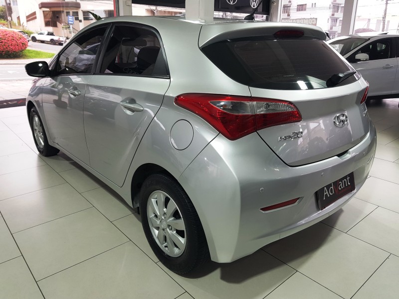 HB20 1.6 COMFORT PLUS 16V FLEX 4P MANUAL - 2015 - CAXIAS DO SUL
