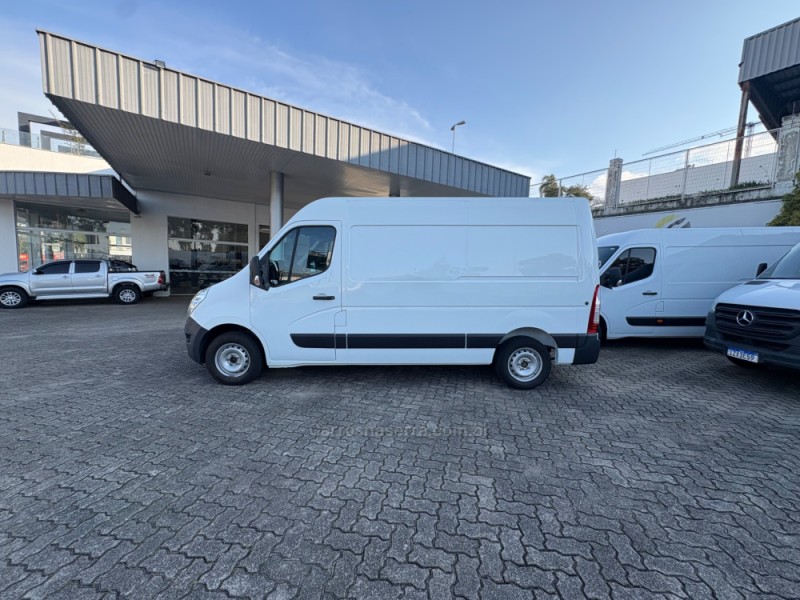 MASTER 2.3 GRAND FURGÃO L2H2 16V TURBO INTERCOOLER DIESEL 4P MANUAL - 2022 - FARROUPILHA