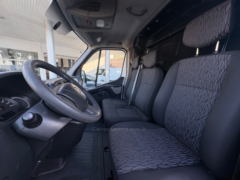 MASTER 2.3 GRAND FURGÃO L2H2 16V TURBO INTERCOOLER DIESEL 4P MANUAL - 2022 - FARROUPILHA