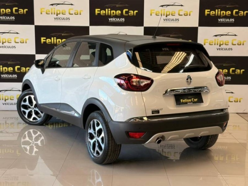 CAPTUR 1.6 16V FLEX INTENSE AUTOMÁTICO - 2018 - CAXIAS DO SUL