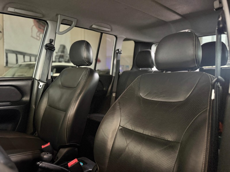 PAJERO TR4 2.0 4X4 16V 140CV FLEX 4P AUTOMÁTICO - 2012 - CAXIAS DO SUL