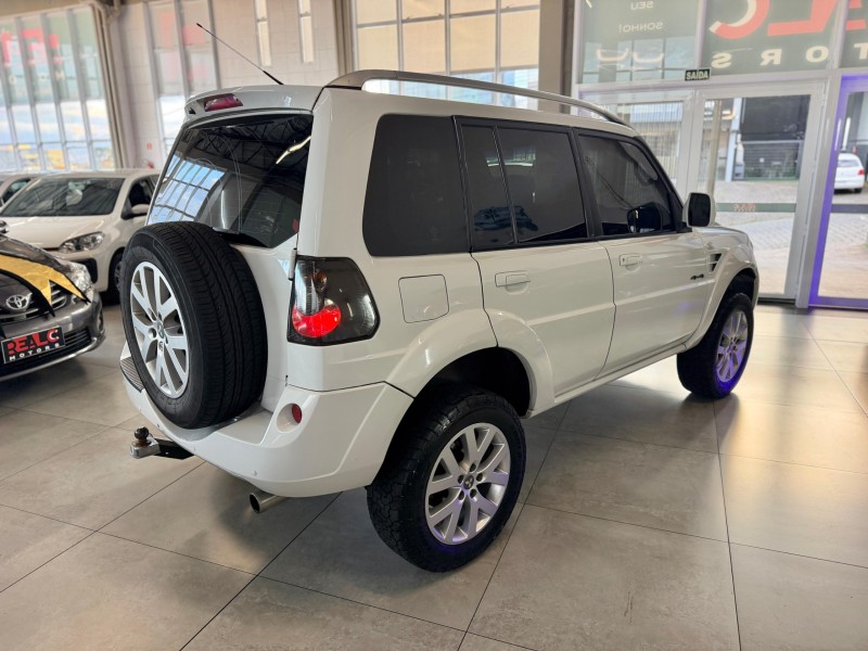 PAJERO TR4 2.0 4X4 16V 140CV FLEX 4P AUTOMÁTICO - 2012 - CAXIAS DO SUL