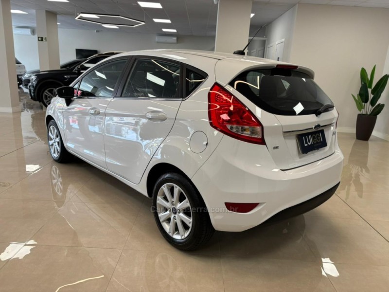FIESTA 1.6 SE HATCH 16V FLEX 4P MANUAL - 2012 - CARLOS BARBOSA