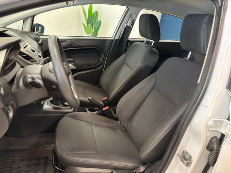 FIESTA 1.6 SE HATCH 16V FLEX 4P MANUAL - 2012 - CARLOS BARBOSA