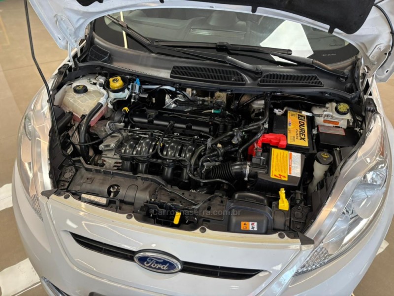 FIESTA 1.6 SE HATCH 16V FLEX 4P MANUAL - 2012 - CARLOS BARBOSA