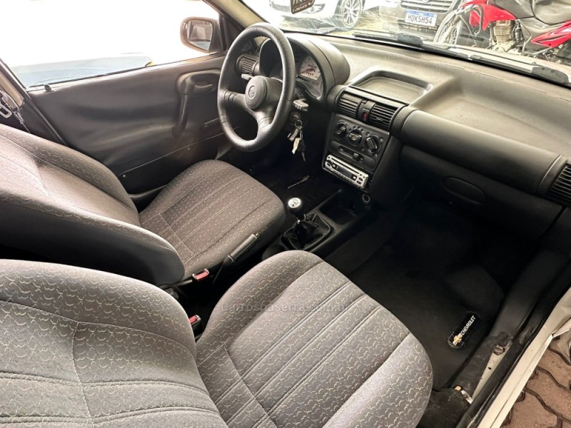 CELTA 1.0 MPFI 8V GASOLINA 4P MANUAL - 1999 - CAMPO BOM