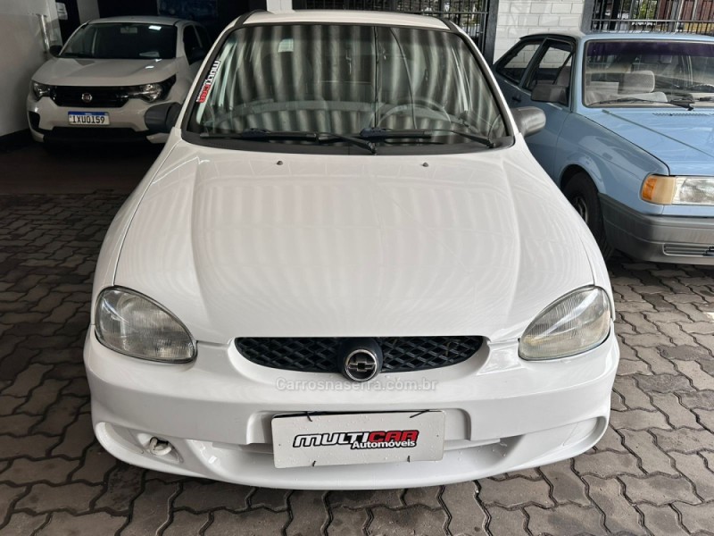 CELTA 1.0 MPFI 8V GASOLINA 4P MANUAL - 1999 - CAMPO BOM