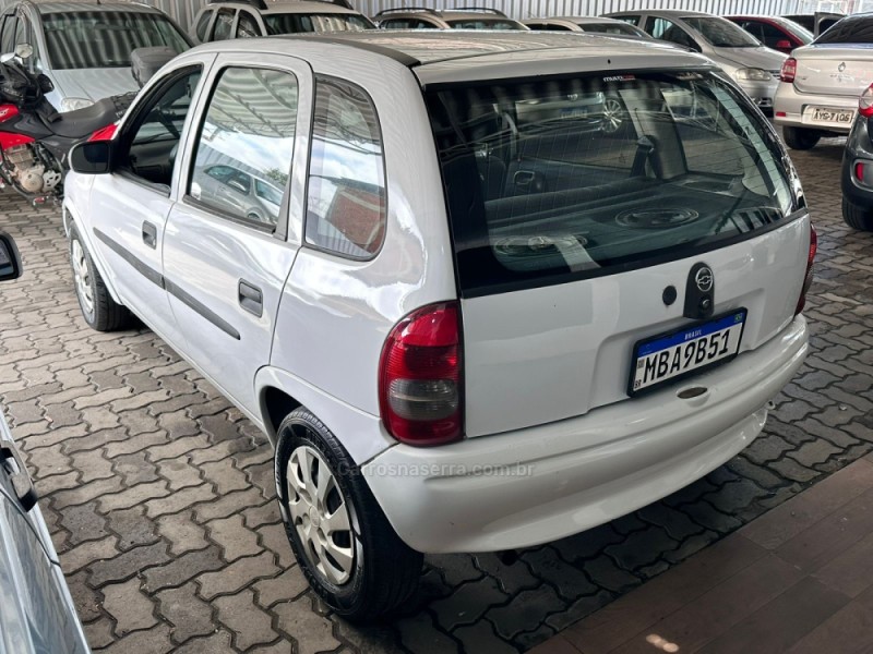 CELTA 1.0 MPFI 8V GASOLINA 4P MANUAL - 1999 - CAMPO BOM