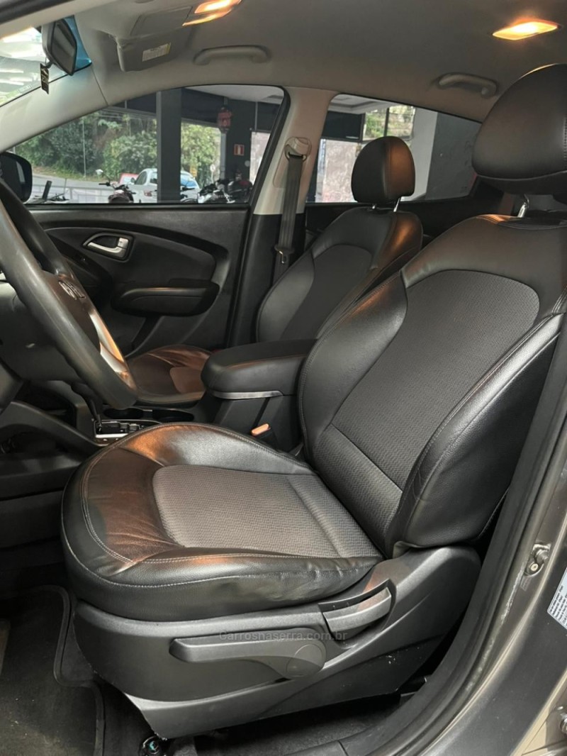 IX35 2.0 LAUNCHING EDITION 16V FLEX 4P AUTOMÁTICO - 2016 - CAXIAS DO SUL