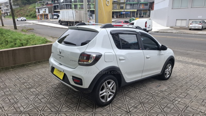 sandero 1.6 stepway 8v flex 4p manual 2015 caxias do sul