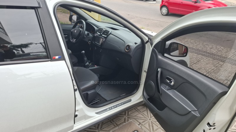SANDERO 1.6 STEPWAY 8V FLEX 4P MANUAL - 2015 - CAXIAS DO SUL
