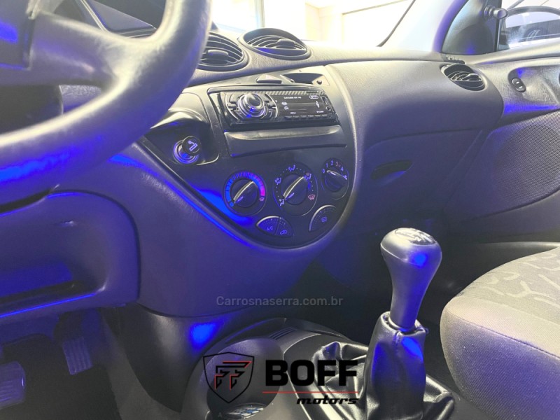 FOCUS 1.6 8V FLEX 4P MANUAL - 2009 - CAXIAS DO SUL