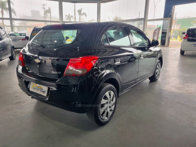ONIX 1.4 MPFI LT 8V FLEX 4P MANUAL - 2014 - VACARIA