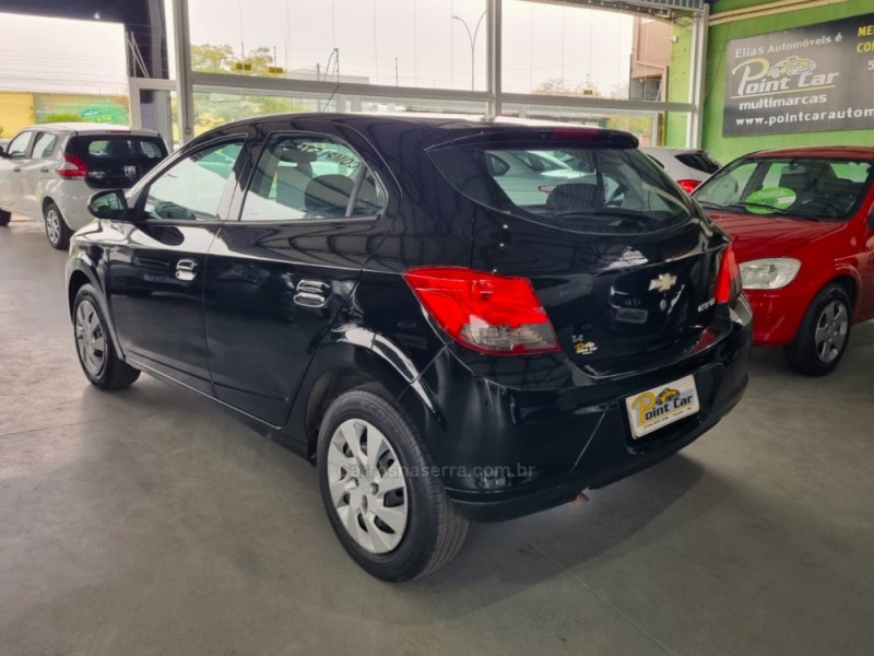 ONIX 1.4 MPFI LT 8V FLEX 4P MANUAL - 2014 - VACARIA