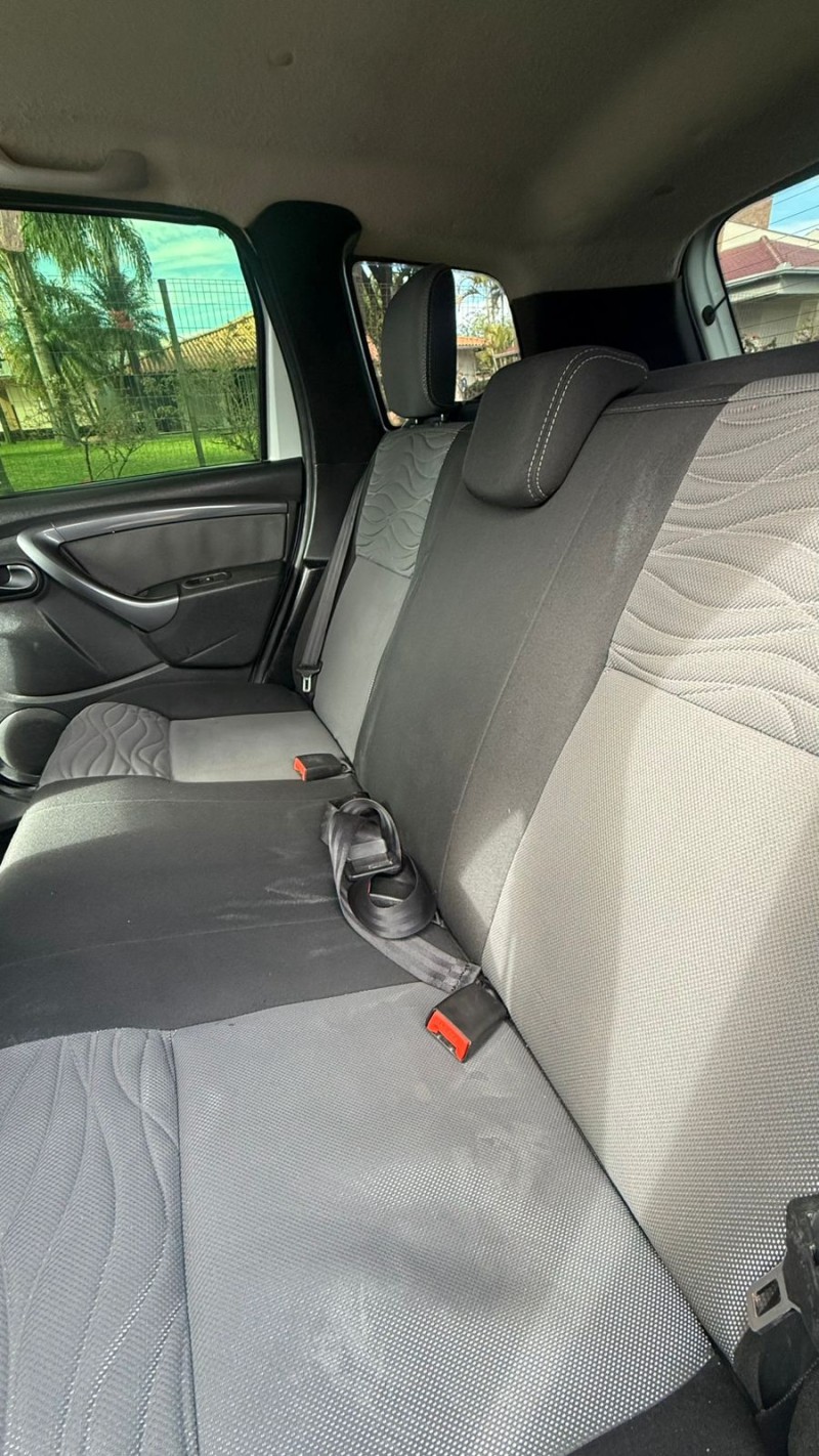 DUSTER 2.0 DYNAMIQUE 4X4 16V FLEX 4P MANUAL - 2015 - FELIZ