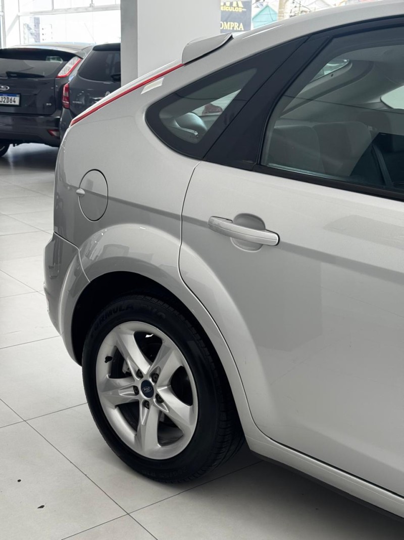 FOCUS 2.0 HC 16V FLEX 4P MANUAL - 2013 - BENTO GONçALVES