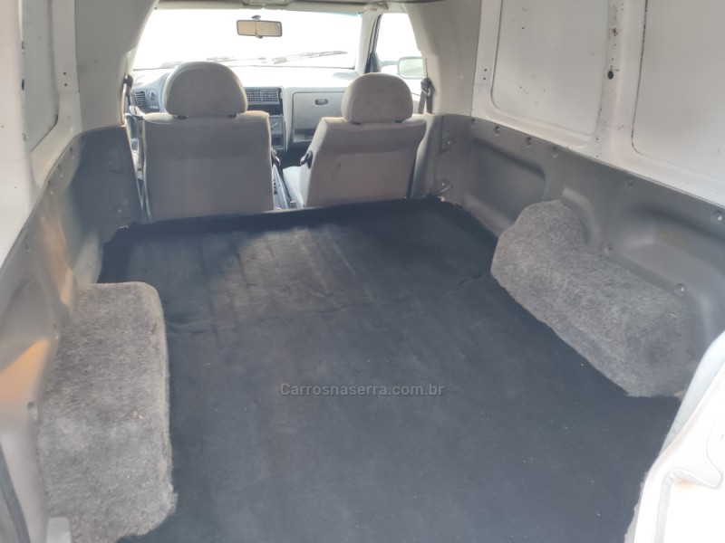 VAN 1.6 MI 8V GASOLINA 2P MANUAL - 1999 - FARROUPILHA
