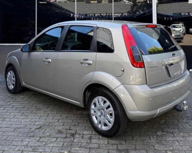 FIESTA 1.0 MPI 8V GASOLINA 4P MANUAL - 2014 - CAXIAS DO SUL