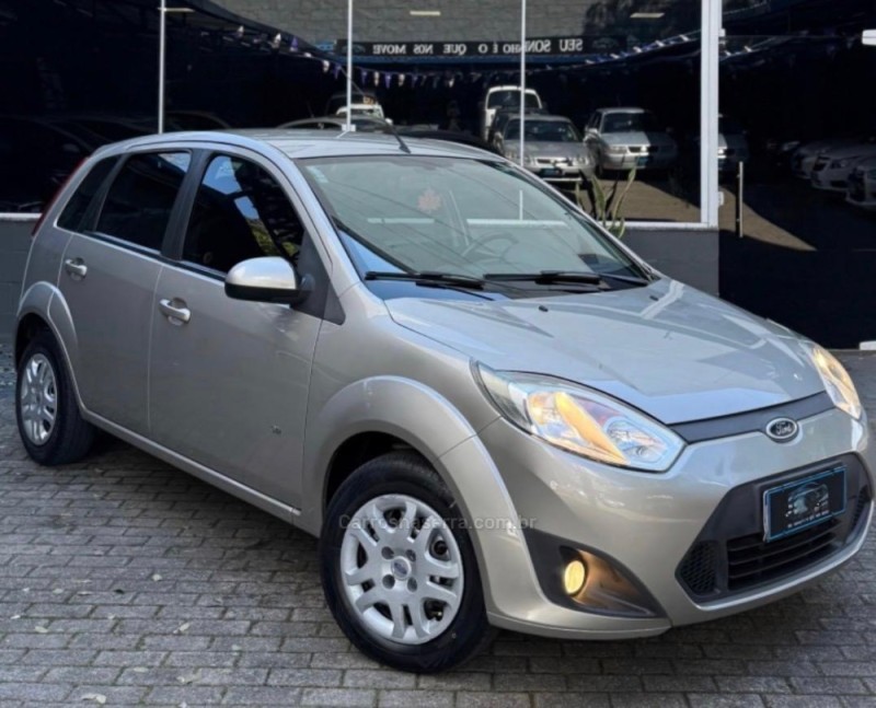 FIESTA 1.0 MPI 8V GASOLINA 4P MANUAL - 2014 - CAXIAS DO SUL