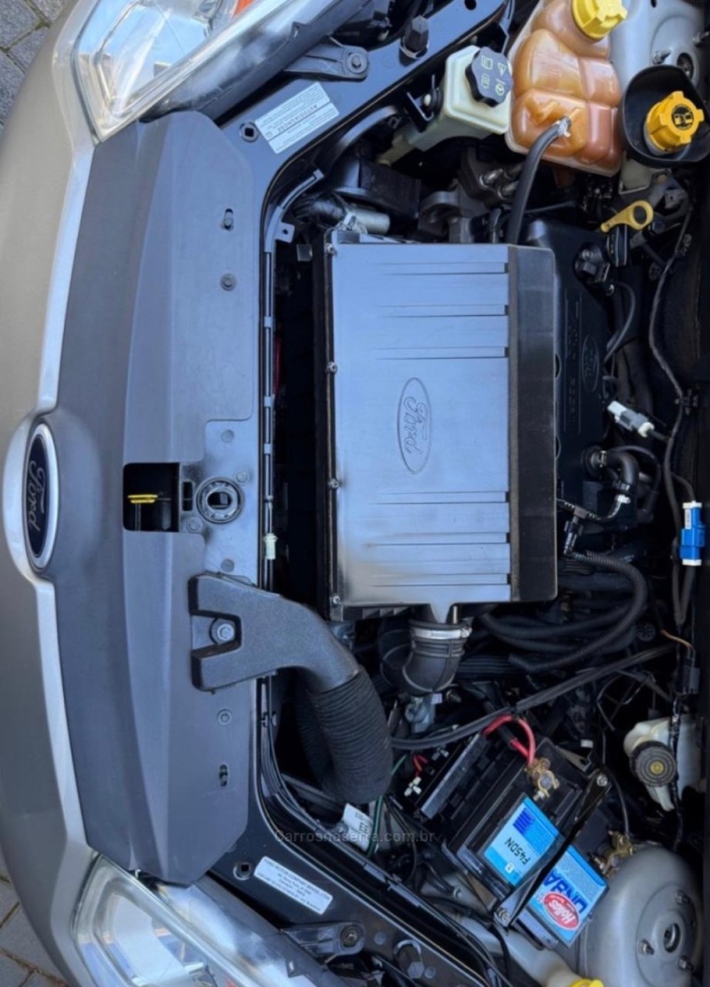 FIESTA 1.0 MPI 8V GASOLINA 4P MANUAL - 2014 - CAXIAS DO SUL