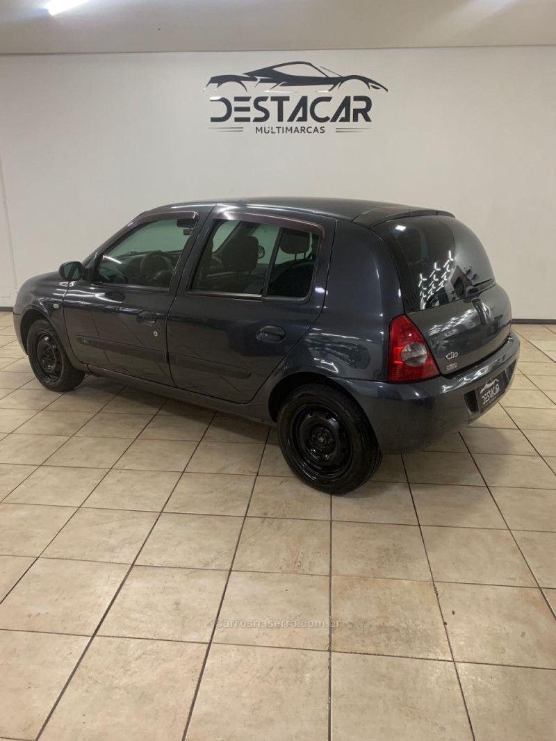 CLIO 1.0 AUTHENTIQUE 16V FLEX 4P MANUAL - 2008 - CAXIAS DO SUL