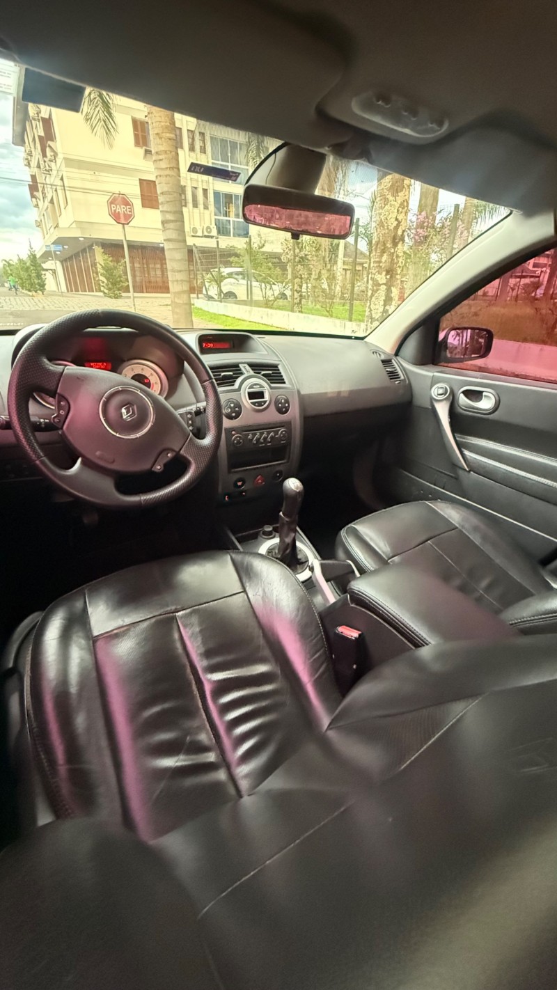 MÉGANE 1.6 DYNAMIQUE GRAND TOUR 16V FLEX 4P MANUAL - 2013 - FELIZ