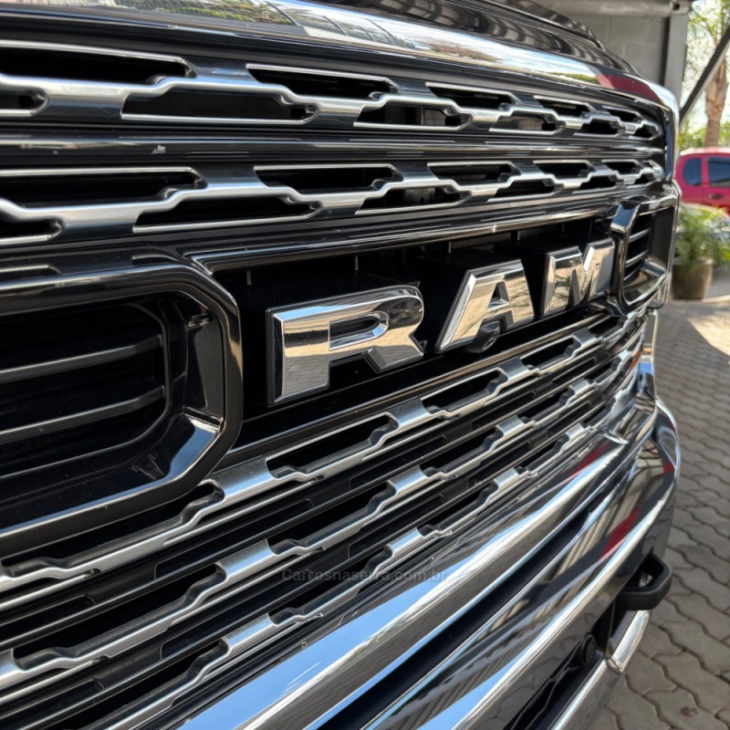 2500 LARAMIE 6.7 CD 4X4 TDI DIESEL 4P AUTOMÁTICA - 2019 - HARMONIA